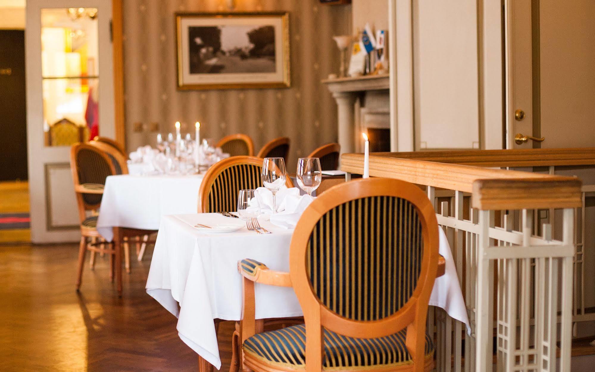 Arensburg Boutique Hotel & Spa Куресааре Екстериор снимка