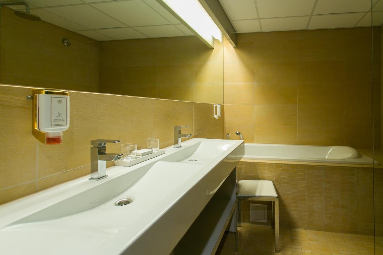 Arensburg Boutique Hotel & Spa Куресааре Екстериор снимка